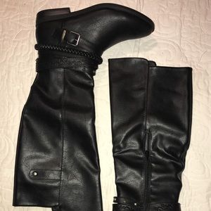 Fashion Boots size 8 1/2
